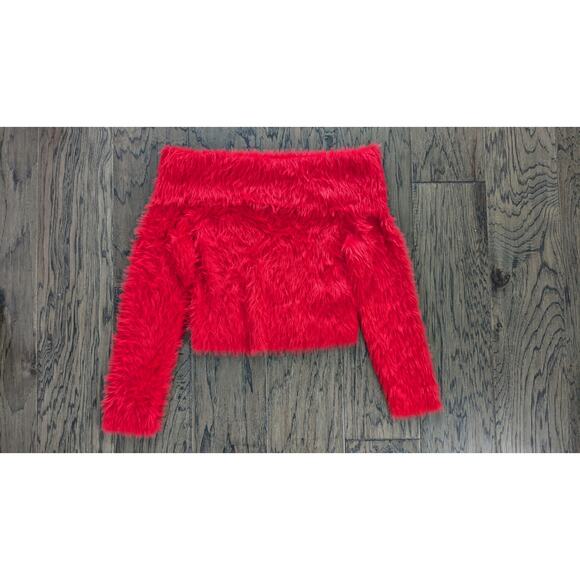 Forever 21 Red Faux Fur Off Shoulder Sweater NEW - Picture 3 of 6